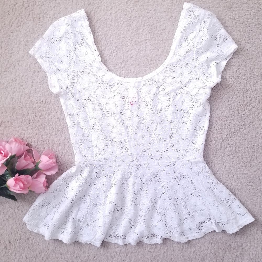 Floral White Lace Scoop Neck Peplum Shirt